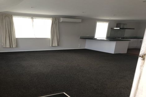 Photo of property in 30 Palmer Crescent, Silverstream, Upper Hutt, 5019