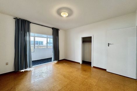 Photo of property in 423 Pakuranga Road, Pakuranga Heights, Auckland, 2010