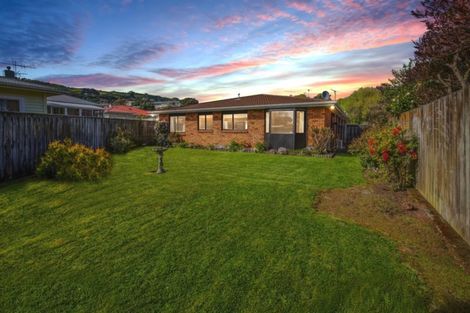 Photo of property in 41b Duncan Street, Tawa, Wellington, 5028