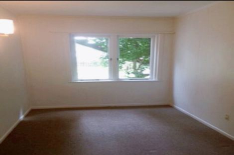 Photo of property in 3 Trinidad Road, Sunnynook, Auckland, 0620