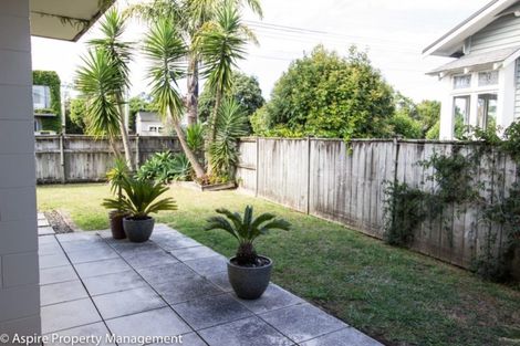 Photo of property in 1/8 Bayswater Avenue, Bayswater, Auckland, 0622