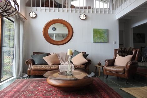 Photo of property in 16 Major Bridge Drive, Russell, 0272