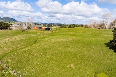 Photo of property in 31-33 Nikau Lane, Maungaturoto, 0520