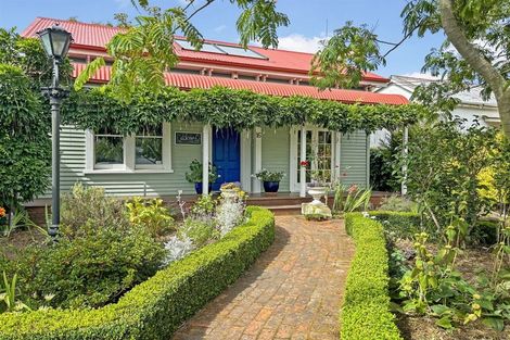 Photo of property in 16 Hastings Street West, Sydenham, Christchurch, 8023