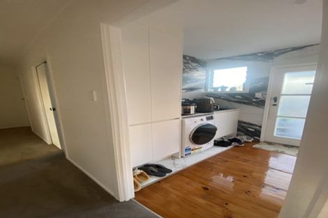 Photo of property in 1/30 Sunnyfield Crescent, Glenfield, Auckland, 0629