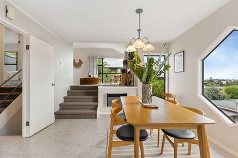 Photo of property in 2/111 Birkenhead Avenue, Birkenhead, Auckland, 0626