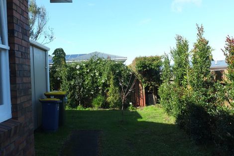 Photo of property in 1/49 Stanley Avenue, Milford, Auckland, 0620