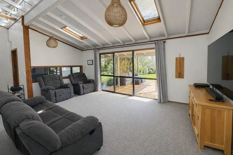 Photo of property in 43 Great North Road, Waipawa, 4210