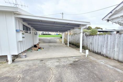 Photo of property in 1/100 Birkdale Road, Birkdale, Auckland, 0626