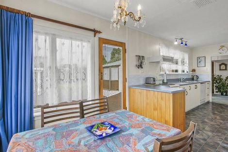 Photo of property in 32 Budleigh Street, Frankleigh Park, New Plymouth, 4310