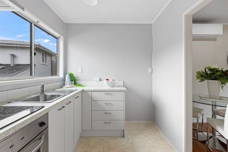 Photo of property in 1/34 Mayfield Road, Glenfield, Auckland, 0629