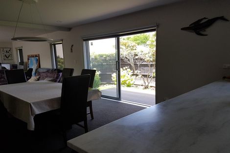 Photo of property in 2/32a Gleneagles Terrace, Ilam, Christchurch, 8053