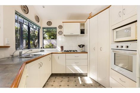 Photo of property in 480b Devonport Road, Tauranga South, Tauranga, 3112