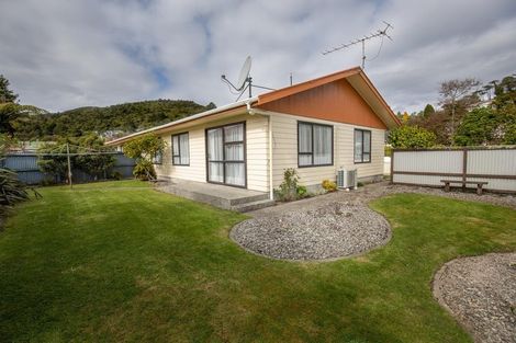 Photo of property in 4 Lydia Street, Greymouth, 7805