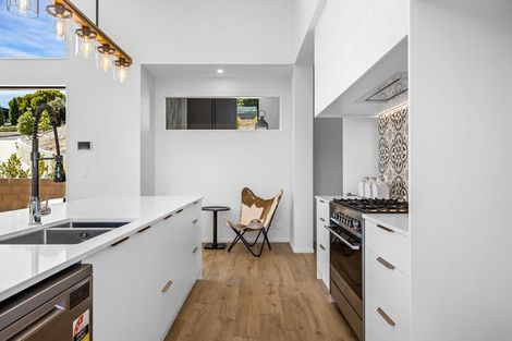 Photo of property in 8 Kapuka Lane, Kennedys Bush, Christchurch, 8025
