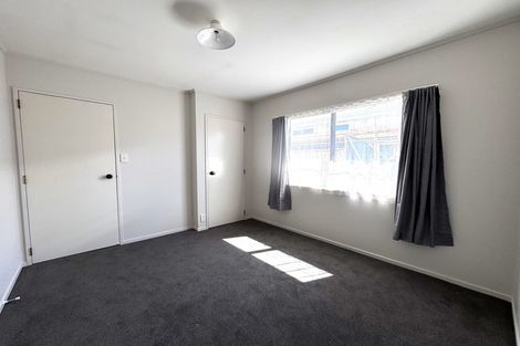 Photo of property in 1 Pinedale Parade, Milson, Palmerston North, 4414