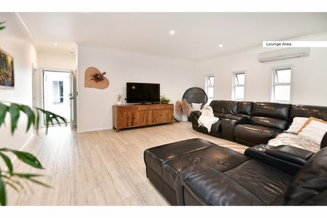 Photo of property in 32 Noakes Hill Road, Puhoi, Warkworth, 0994