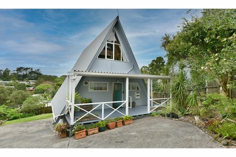 Photo of property in 10a Win Grove, Hatfields Beach, Orewa, 0931