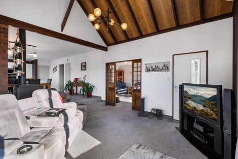 Photo of property in 39 Kamaka Crescent, Bridge Hill, Alexandra, 9320