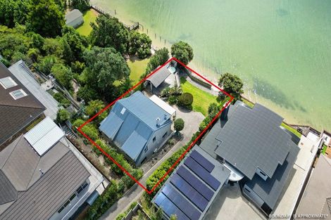 Photo of property in 26 Crispe Road, Clarks Beach, 2122