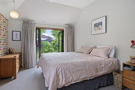 Photo of property in 25 Cricklewood Place, Avonhead, Christchurch, 8042