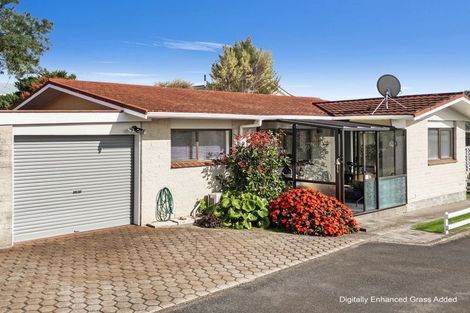Photo of property in 2/14 Burns Street, Westown, New Plymouth, 4310