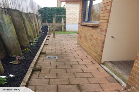 Photo of property in Carwyn Place, 9/352a Swanson Road, Ranui, Auckland, 0612