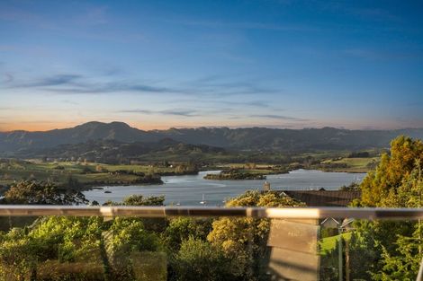 Photo of property in 2 Kauri Drive, Sandspit, Warkworth, 0982