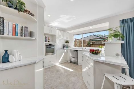 Photo of property in 1/24 West Fairway, Golflands, Auckland, 2013