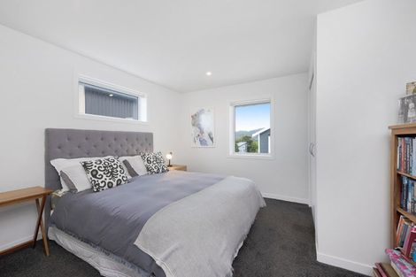 Photo of property in 2/74 Jubilee Road, Khandallah, Wellington, 6035