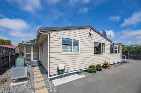 Photo of property in 681 Main North Road, Belfast, Christchurch, 8051