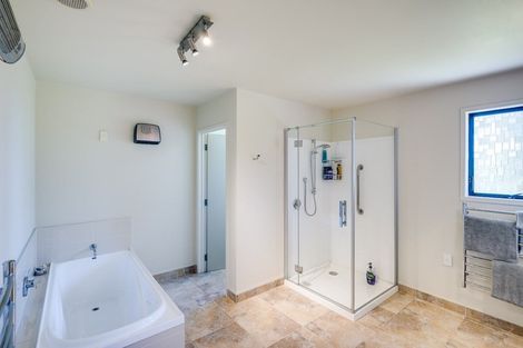 Photo of property in 172 Ngatarawa Road, Bridge Pa, Hastings, 4175