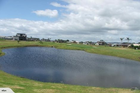 Photo of property in 7 Ngatiti Place, One Tree Point, 0118