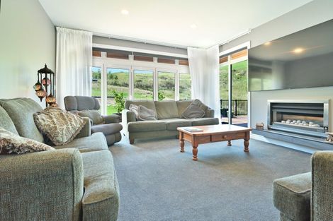 Photo of property in 148 Te Kapua Rise, Puketapu, 4182