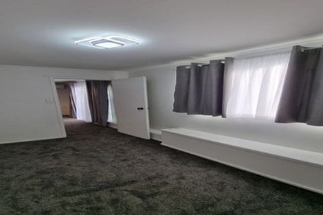 Photo of property in 2/40 Bayview Road, Bayview, Auckland, 0629