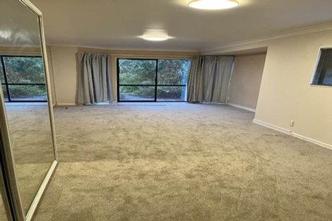 Photo of property in 13 Elsfield Place, Torbay, Auckland, 0630