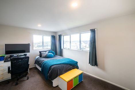 Photo of property in 52 Erlestoke Crescent, Churton Park, Wellington, 6037