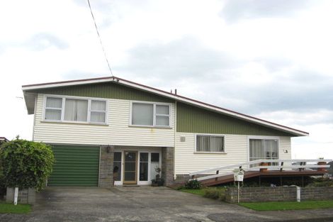 Photo of property in 2 Tay Street, Spotswood, New Plymouth, 4310
