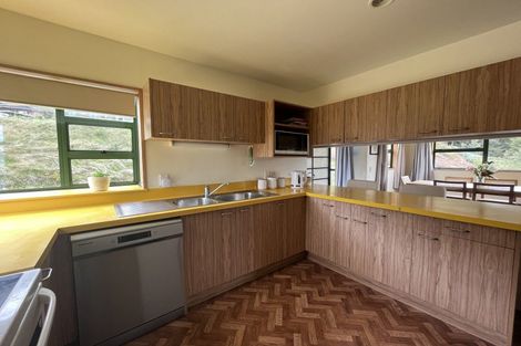 Photo of property in 117a Wynyard Crescent, Fernhill, Queenstown, 9300