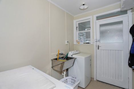 Photo of property in 18 Gordon Crescent, Marton, 4710