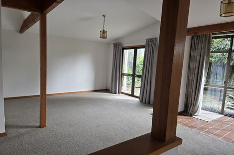 Photo of property in 8a Ludecke Place, Sockburn, Christchurch, 8042