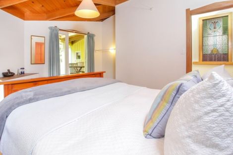 Photo of property in 1/2 Manawaora Road, Russell, 0272