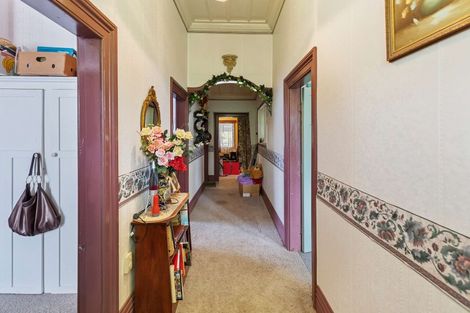 Photo of property in 17 Ormond Street, Woodville, 4920