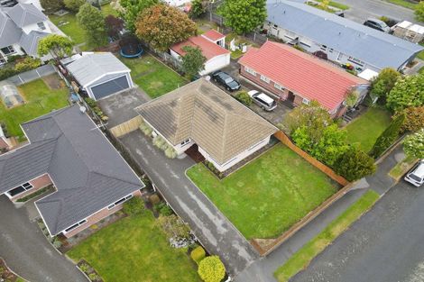 Photo of property in 16 Farrington Avenue, Bishopdale, Christchurch, 8053
