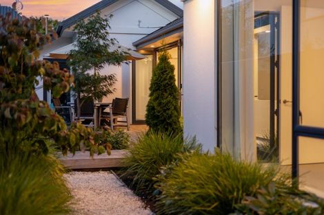 Photo of property in 97b Fendalton Road, Fendalton, Christchurch, 8014