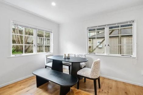 Photo of property in 2/17 Sartors Avenue, Northcross, Auckland, 0630