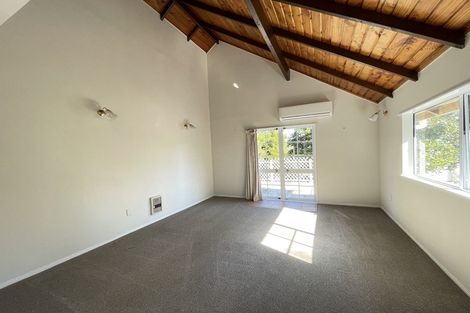 Photo of property in 2/26 Richards Avenue, Forrest Hill, Auckland, 0620