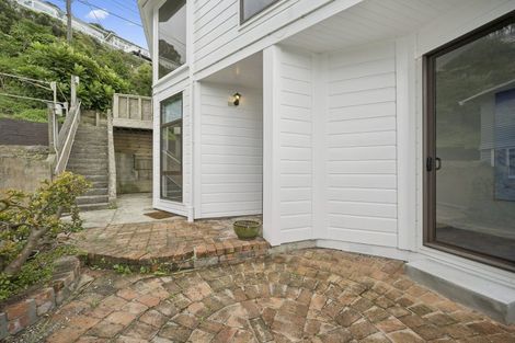 Photo of property in 75b Maida Vale Road, Roseneath, Wellington, 6011