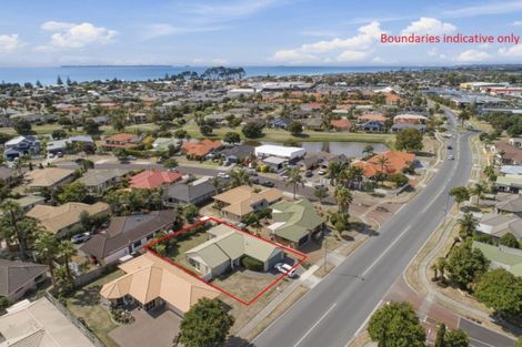 Photo of property in 65 Gravatt Road, Papamoa Beach, Papamoa, 3118