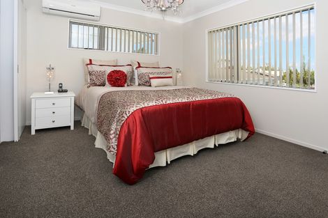 Photo of property in 16a Cedar Heights Avenue, Massey, Auckland, 0614